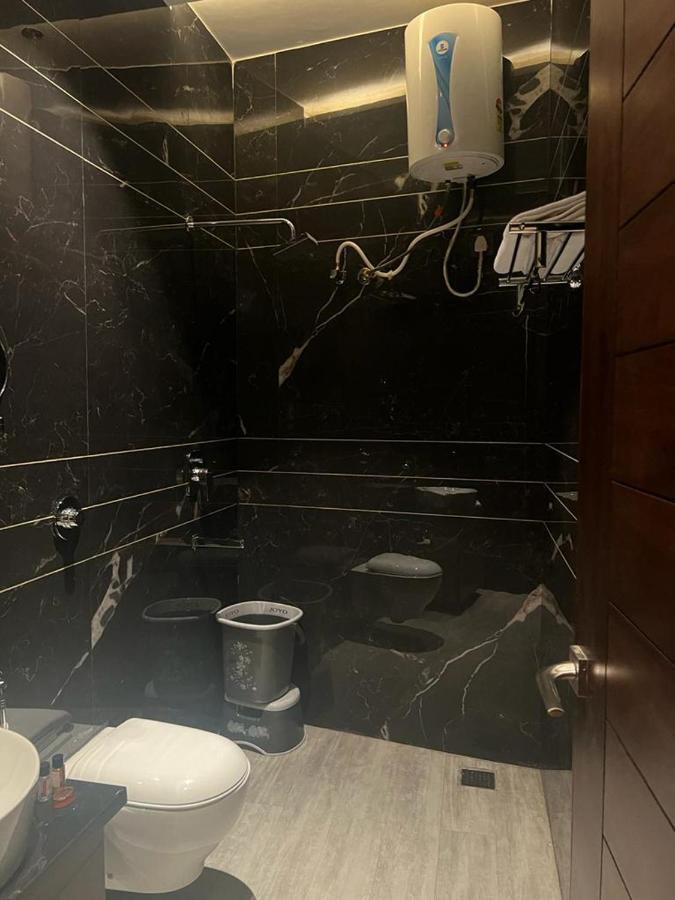 Hotel Ventures Inn Amritsar Exteriör bild